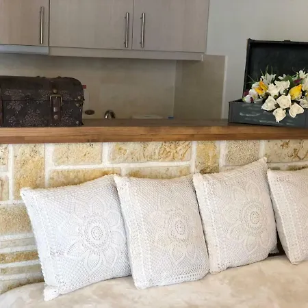 Anastazia's Little House Synikia Mesi Trikalon